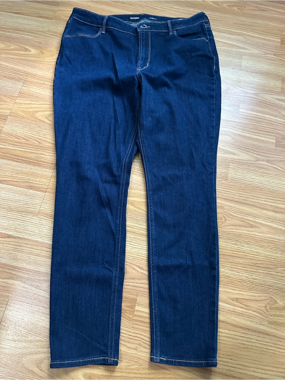 Old Navy Women's Skinny Jeans in Dark Blue Denim
